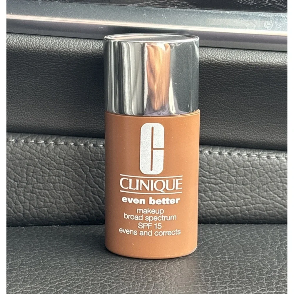 Clinique Even Better Makeup SPF 15 - WN 122 Clove D 1 FL.OZ NEW